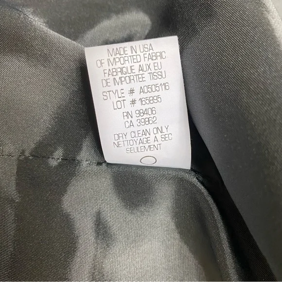 Theory Cropped Blazer - Size 8 - Picture 11 of 12